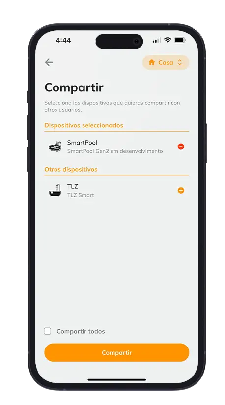 Pantalla de la app Tholz Casa Inteligente con la opción para compartir dispositivos SmartPool y TLZ Smart con otros usuarios.